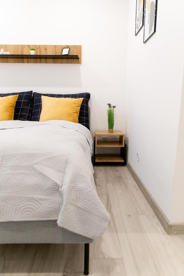 The Central Border Premium Apartment Štúrovo المظهر الخارجي الصورة