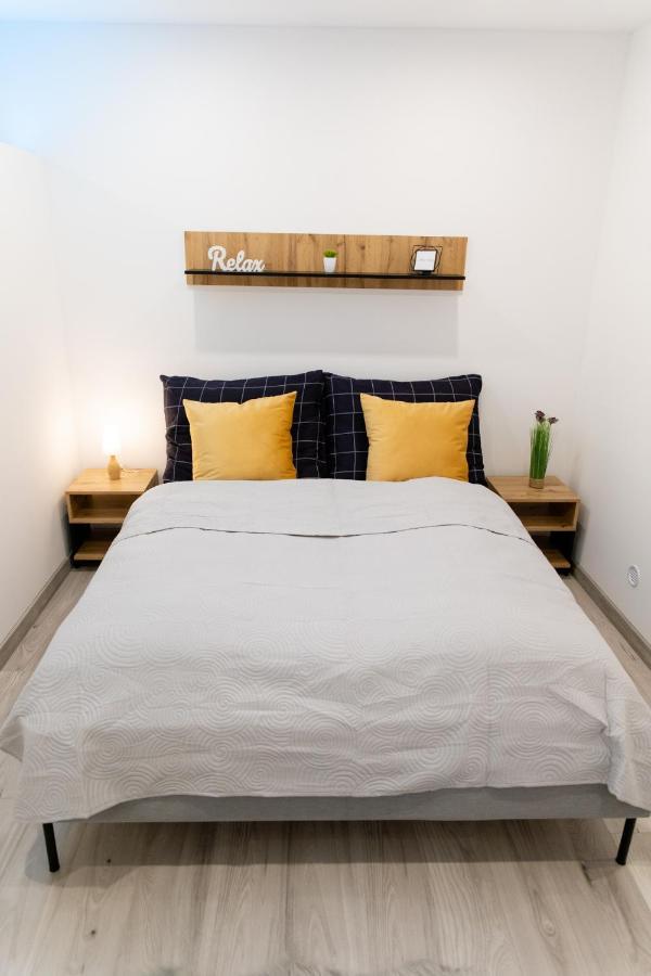 The Central Border Premium Apartment Štúrovo المظهر الخارجي الصورة